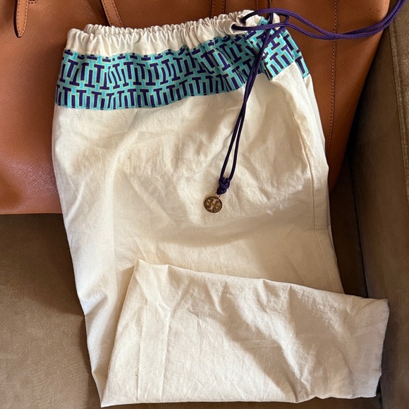 Authentic Tory Burch Camel Leather Tote - Picture 10 of 10